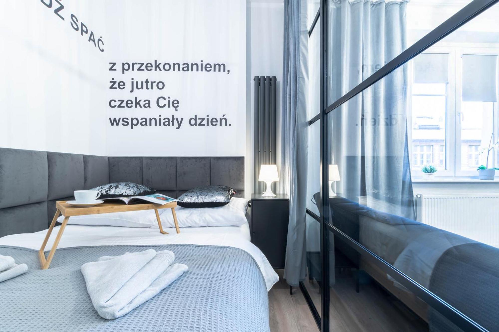 Ferienwohnung Poznan Old Town Gwarna Exterior foto